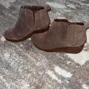 Volatile Booties